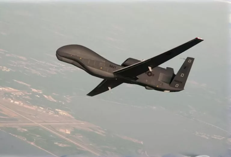 БПЛА НАТО второй день летает у Сочи