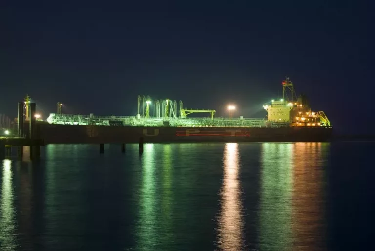 Порт Туапсе закроют для судов вечером 27 мая