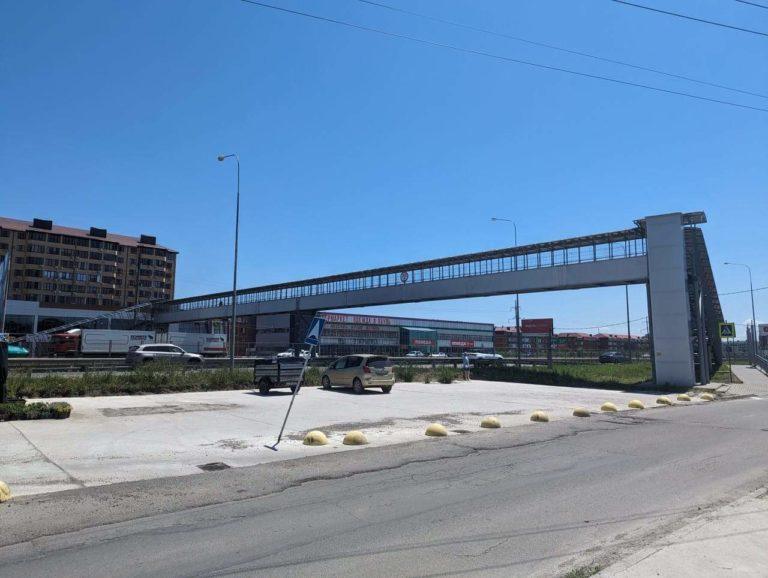 Закрыли пешеходный мост над Тургеневским шоссе