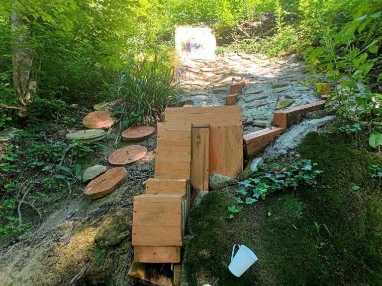 В Краснодарском крае показали таинственный святой источник