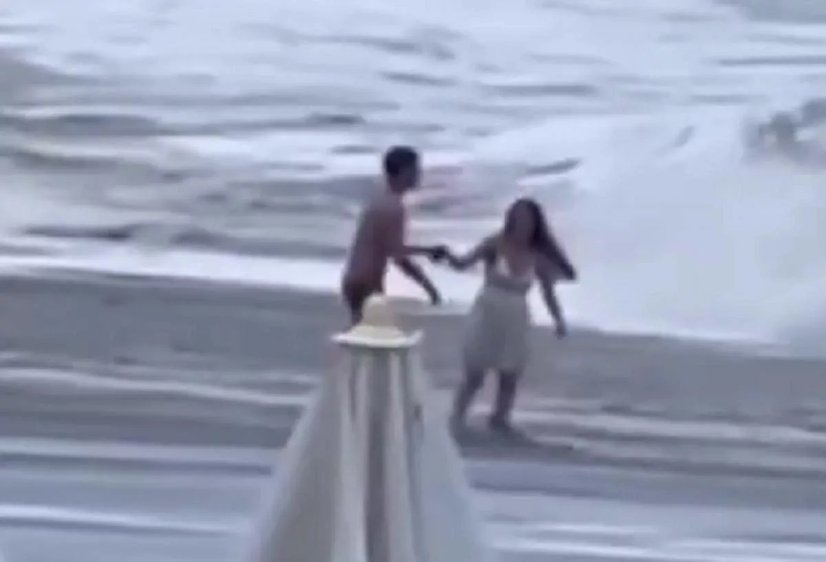 В Сочи опознали смытую штормом в Чёрное море девушку