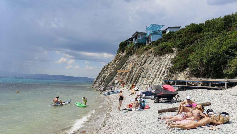 В Краснодарском крае начался пляжный сезон на Чёрном море