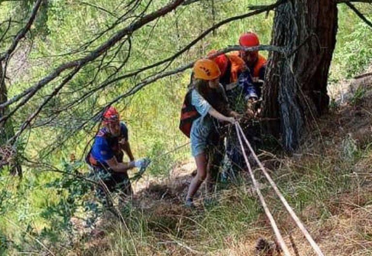 Девочка упала с 100-метровой скалы из-за фото в Геленджике