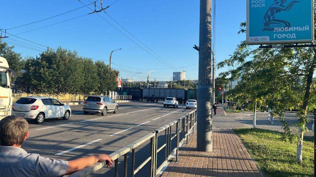 В Новороссийске железнодорожный состав сошёл с рельсов