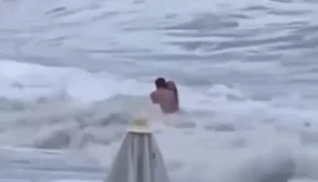 Спасавший туристку парень на пляже Сочи раскрыл тайны трагедии