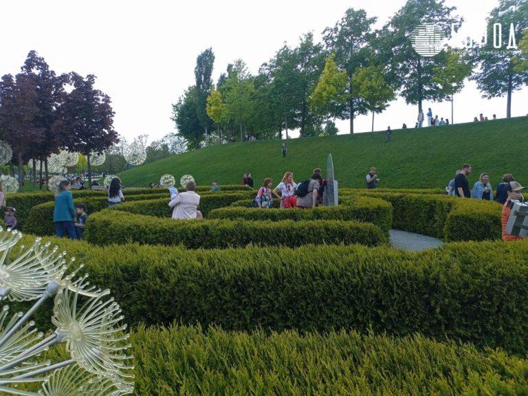 В парке Галицкого уничтожили музыкальный лабиринт