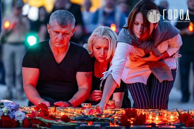 В Краснодаре прошла акция «Свеча памяти»: фоторепортаж