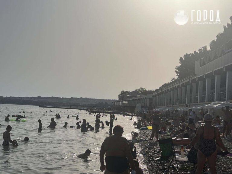 На пляжах Краснодарского края закончились места