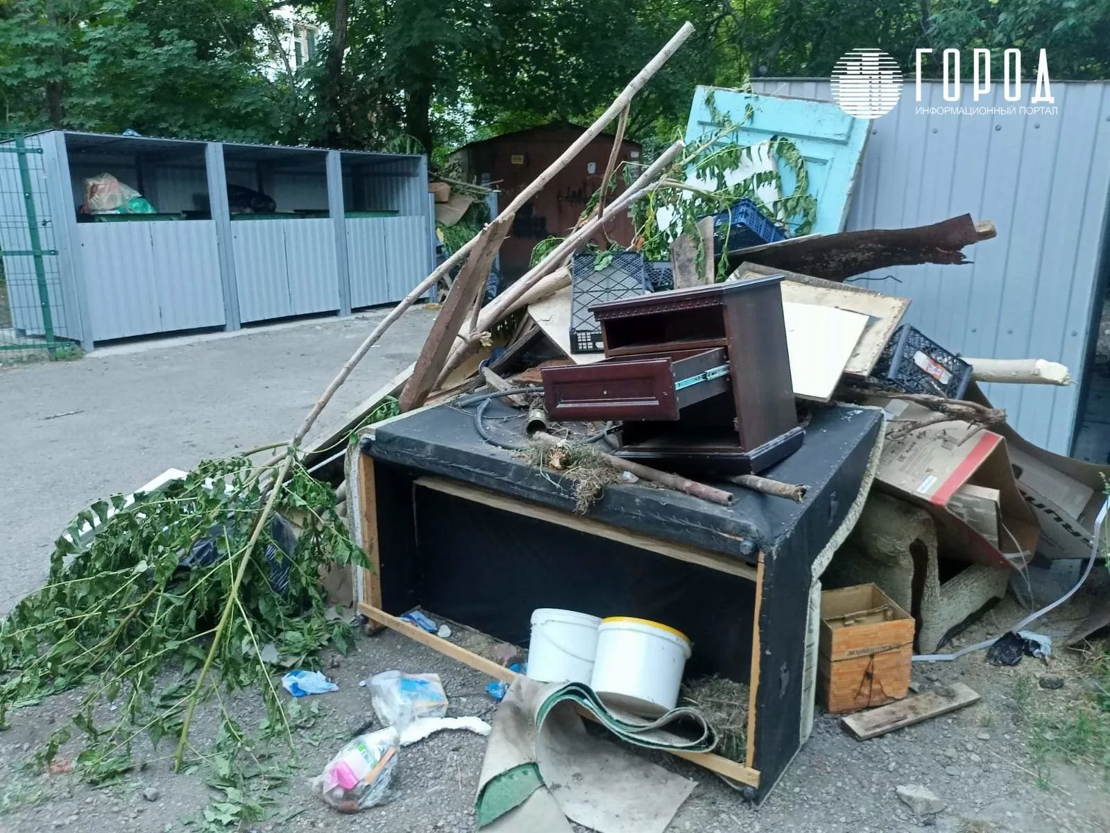 Краснодар задыхается от свалок: крысы, горы мусора, обещания мэра