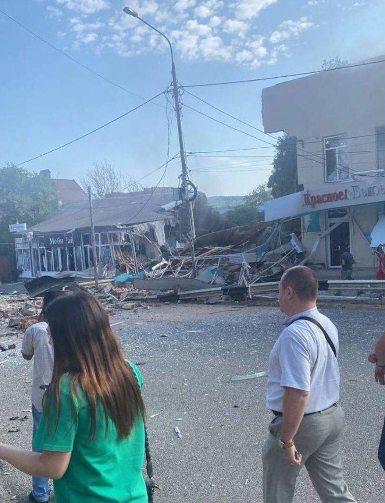 В Апшеронске взорвался торговый центр: видео и фото