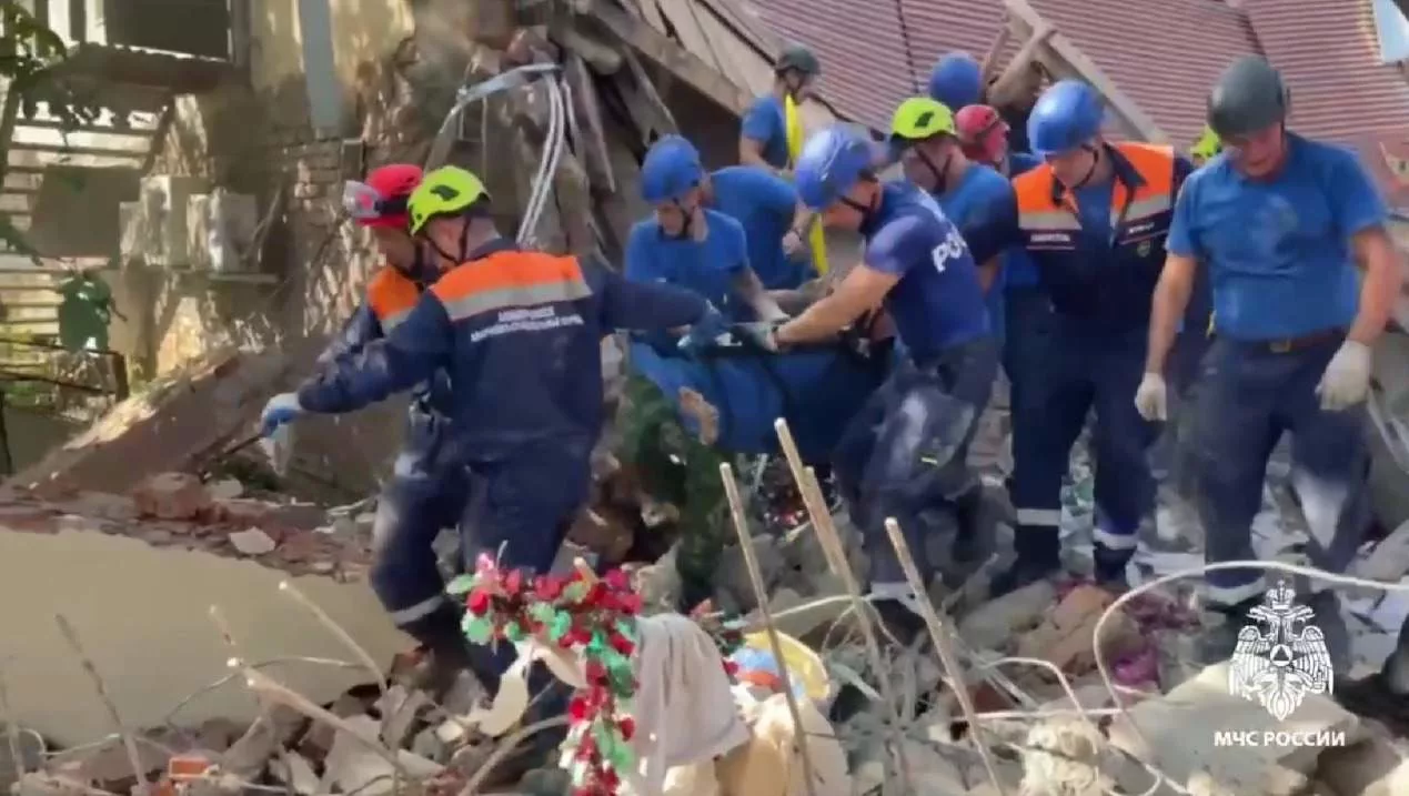 В Апшеронске взорвался торговый центр: видео и фото
