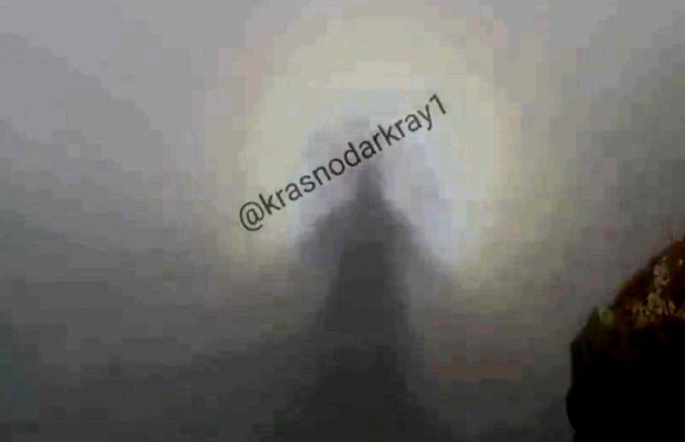 В горах Сочи попал на видео «Броккенский призрак»