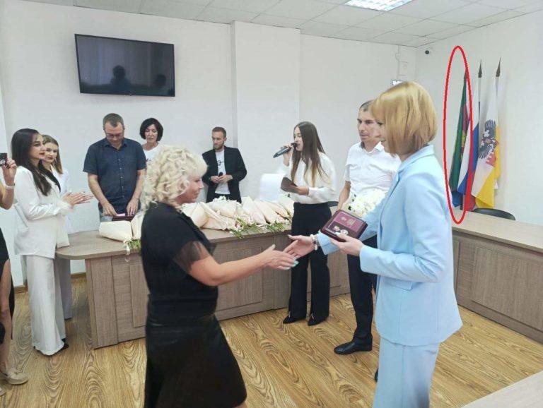 В администрации Краснодара перевернули флаг Кубани