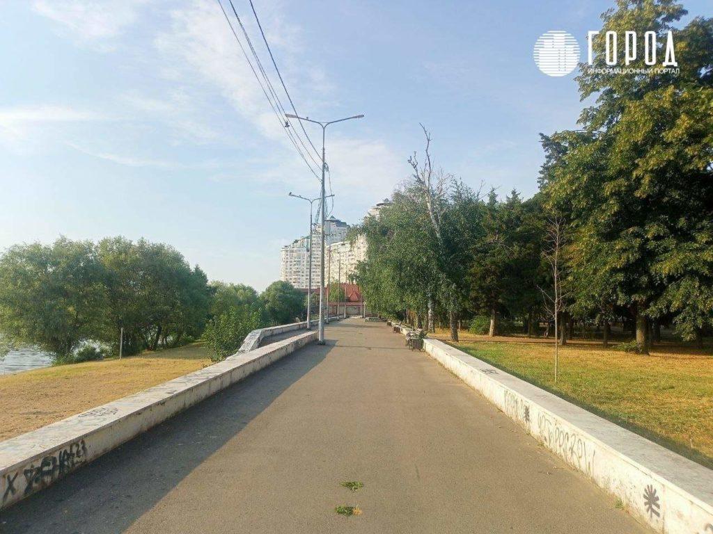 Люди покидают Краснодар в 40-градусную жару: фото пустого города