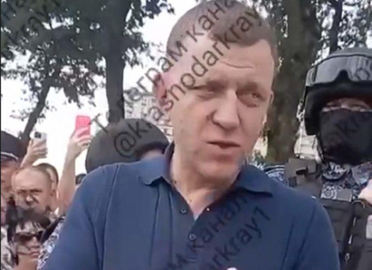 Бунтующих краснодарцев задержали под обещания мэра остаться с народом