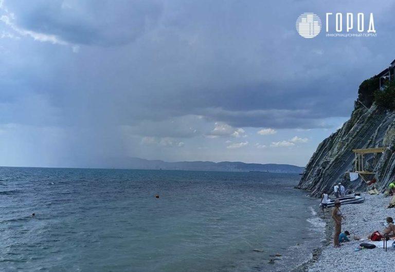 Краснодарский край накроет шторм в 40-градусную жару