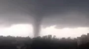 Огромный смерч появился в Чёрном море у Сочи: видео
