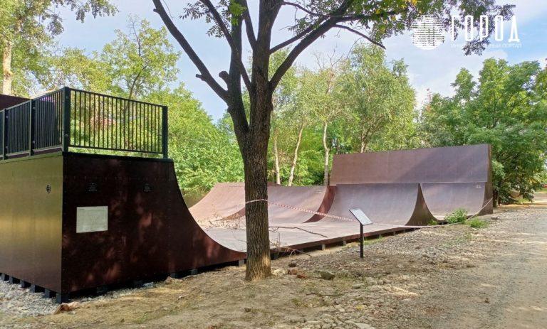 В Краснодаре построили крупнейший скейт-парк: фотовидеорепортаж