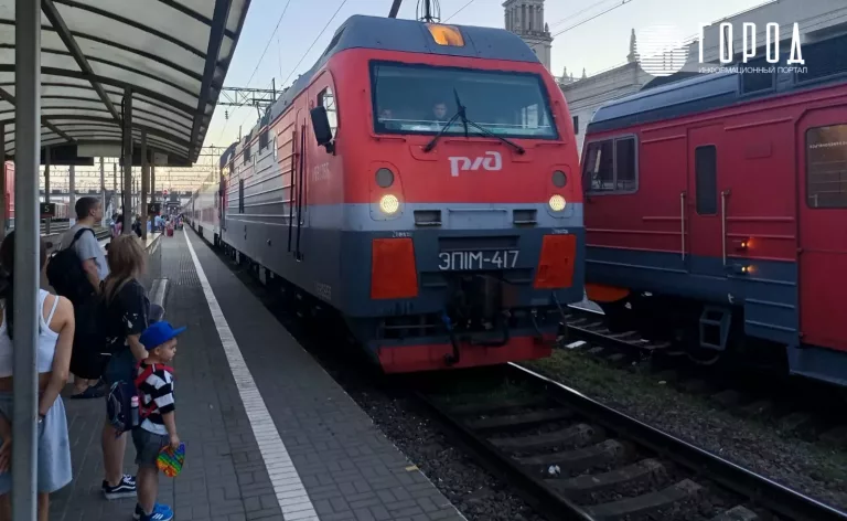 В Краснодарском крае шесть поездов задерживаются из-за ударов БПЛА