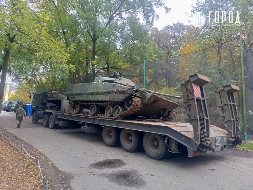 Шведская боевая машина пехоты CV90.