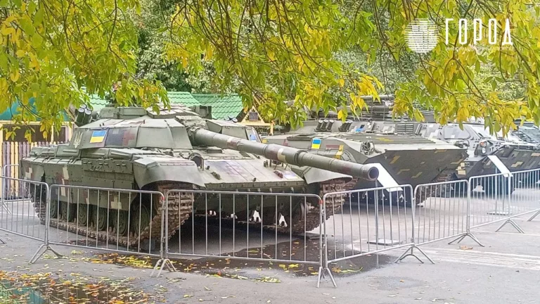 В Краснодар привезли трофейную технику ВСУ: видео и фото