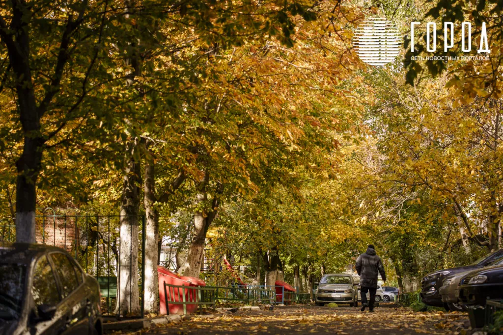 Во дворах улицы Тургенева.