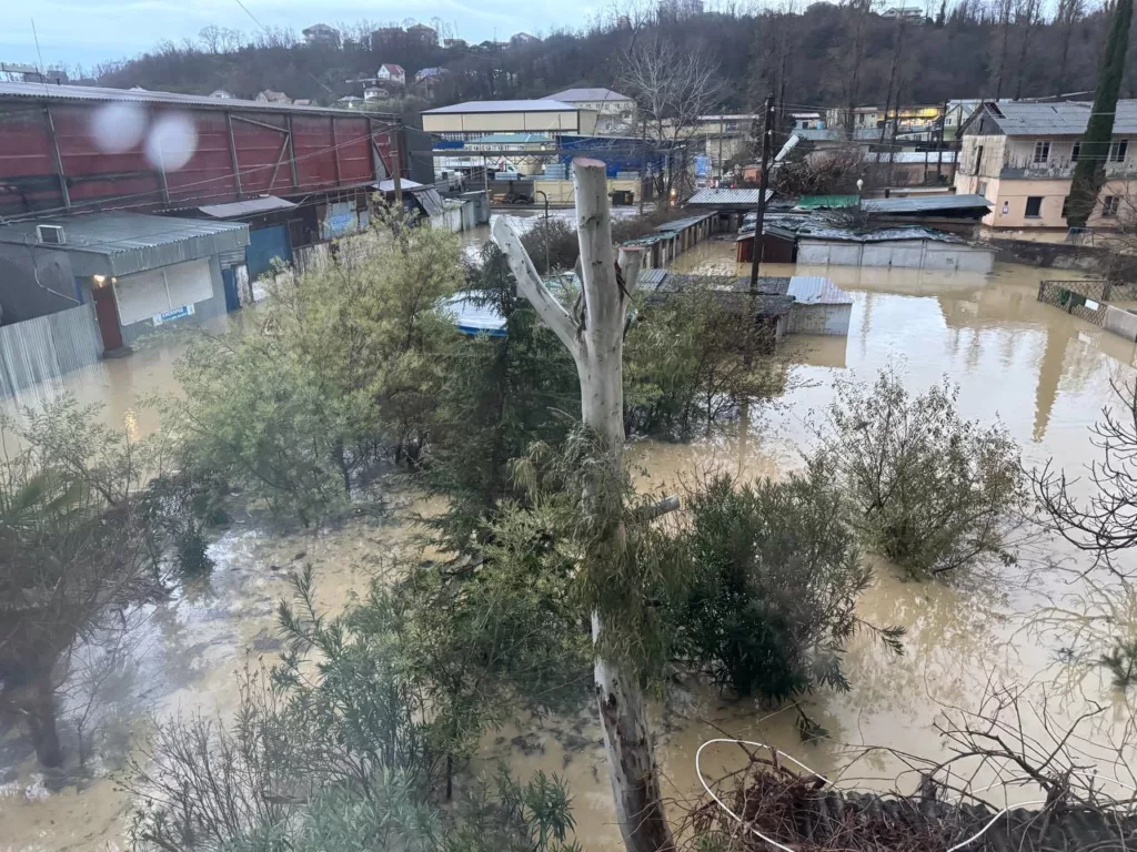 Затопленный Сочи.