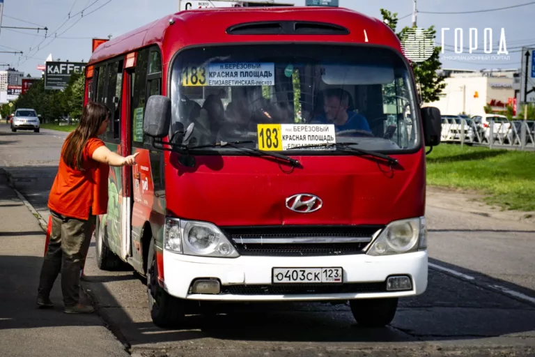 «Водители ушли на СВО и в маркетплейсы»: власти Краснодара о нехватке автобусов