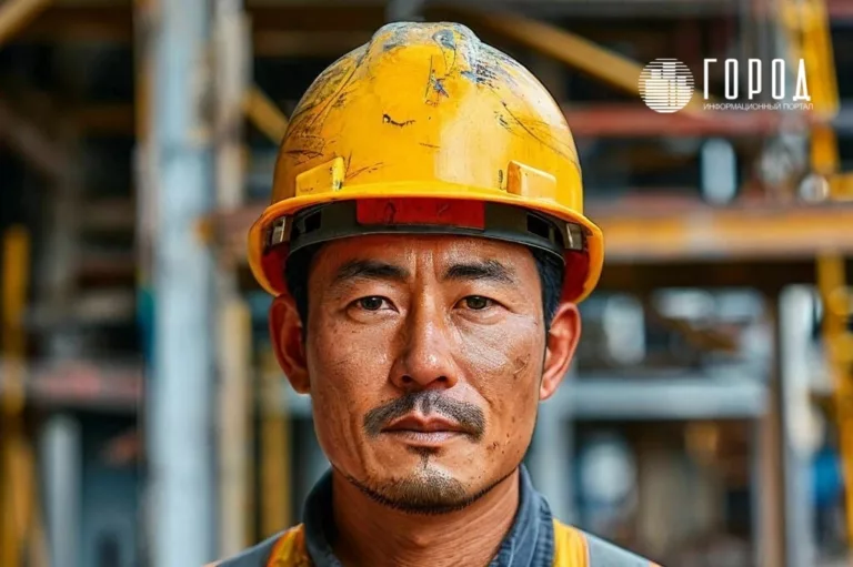 В Краснодарском крае увеличат стоимость патентов для мигрантов до 27 283 рублей