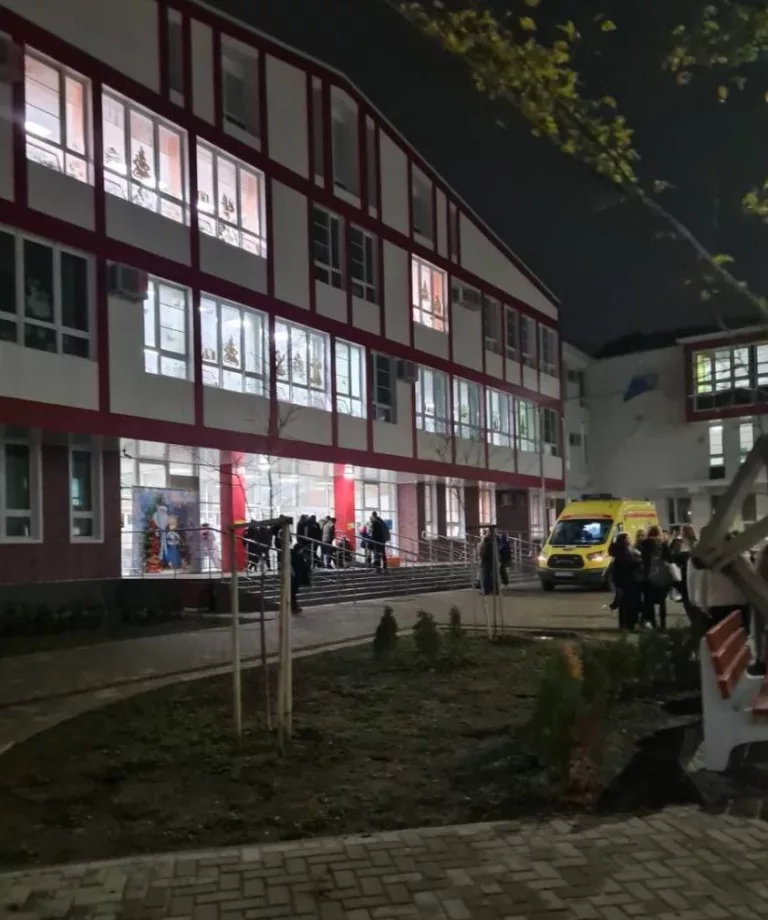 Пять учеников порезали и избили в школе №94 Краснодара