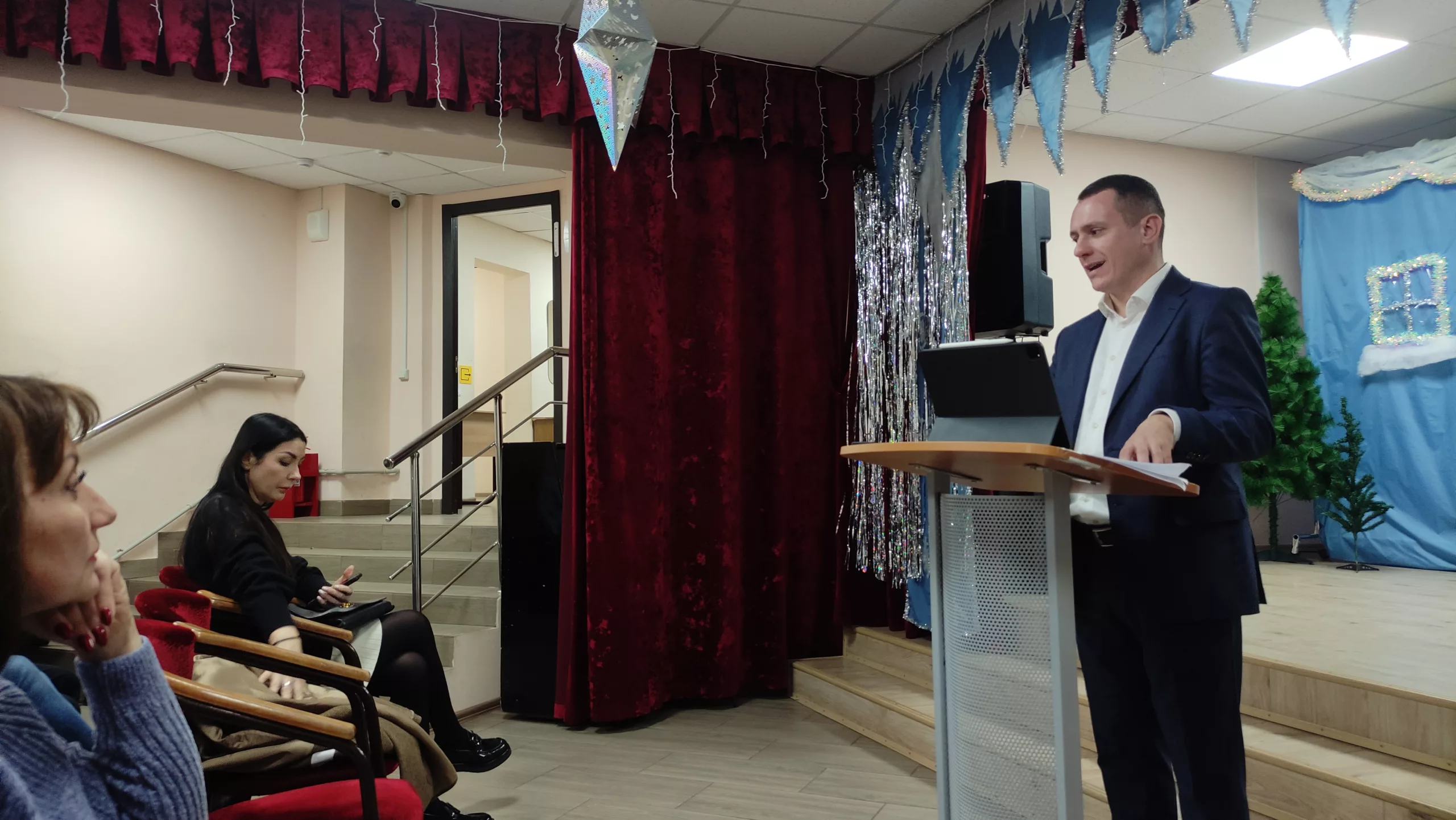 Встреча с депутатом Сафроновым в ЮМР 2