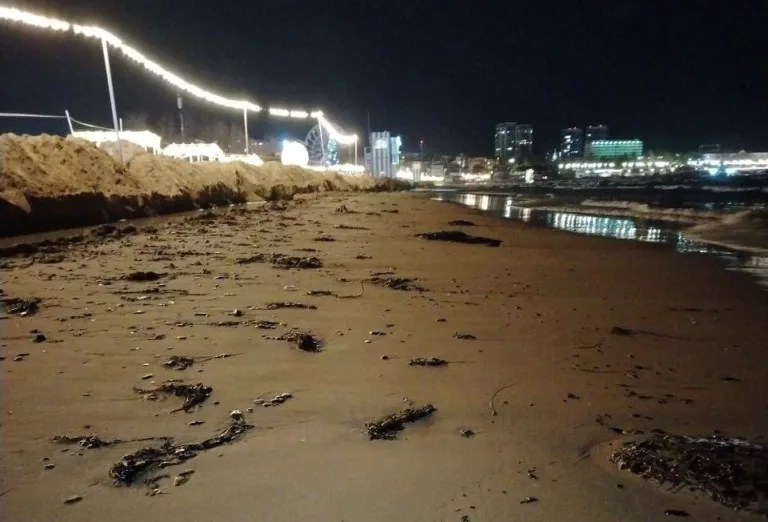 В Анапе новые выбросы мазута