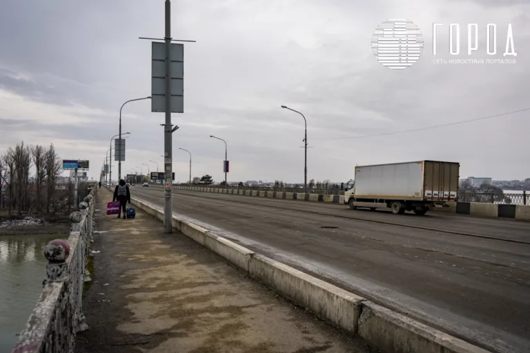 На Тургеневском мосту не планируют закрывать три полосы движения