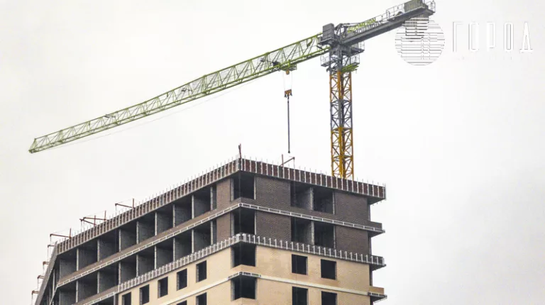 При росте зарплат работникам на Кубани в 2025 году задерживали выплаты сотен миллионов рублей