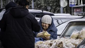 Бабушка торгует курицей с жигулей состояние экономики Краснодара