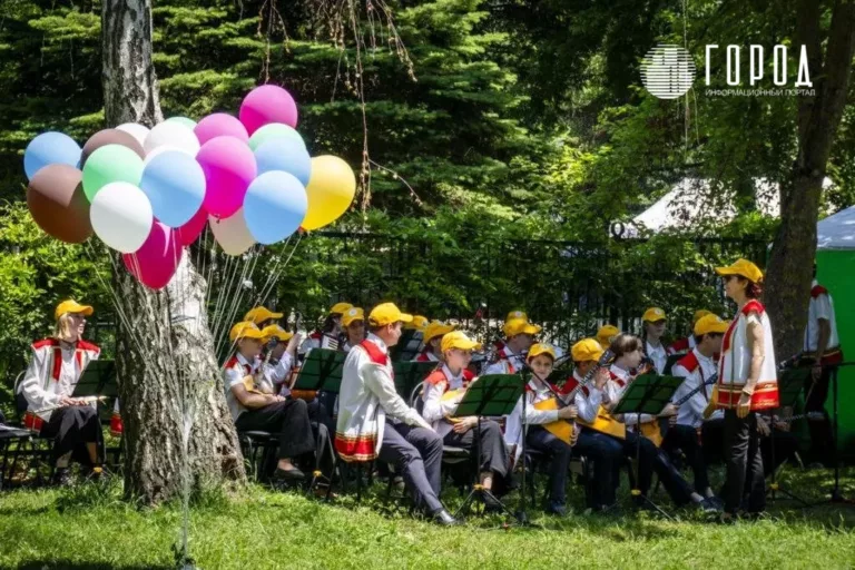 Как в Краснодарском крае собираются повысить рождаемость