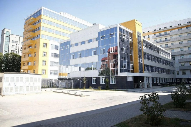 Новый корпус краевой больницы в Краснодаре