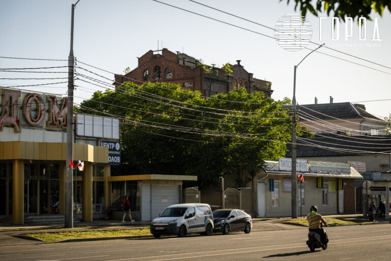 В Краснодаре переносят сроки и корректируют сметы стройки соцобъектов