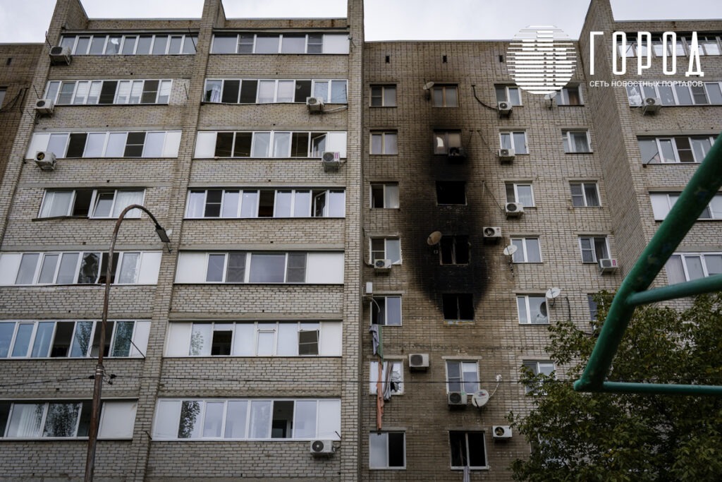 Падение самолета Су-34 в Ейске- (6)