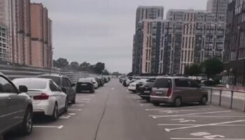 Парковка у ЖК "Любимово" в Краснодаре