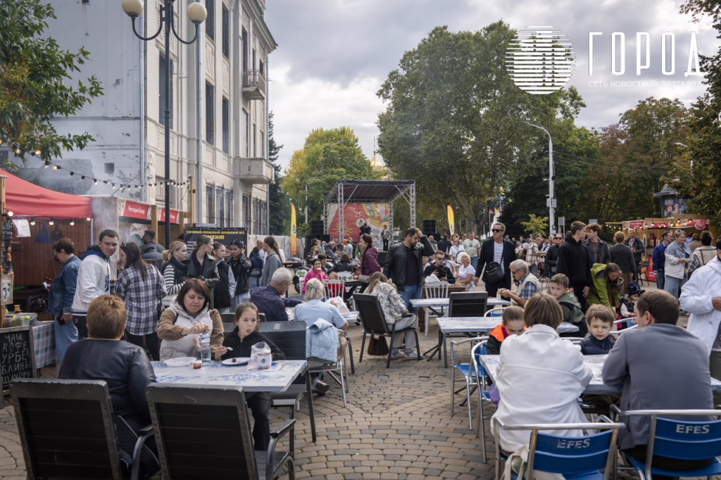 Всероссийская ярмарка на Пушкинской площади на День города в Краснодаре (17)