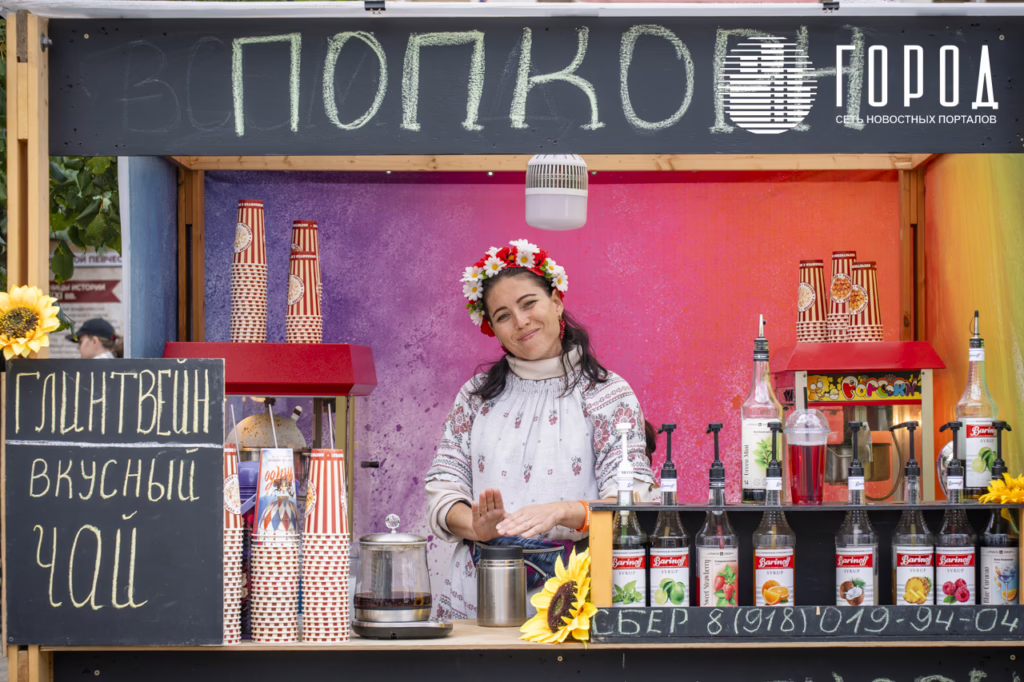 Всероссийская ярмарка на Пушкинской площади на День города в Краснодаре (18)