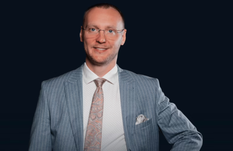 Адвокат об изъятии имущества семьи Сергея Леся: «Такие иски удовлетворяются максимально быстро»