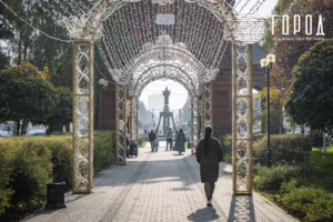 Сергей Галицкий украшения Красной к Новому 2026 году (6417)