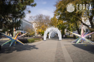 Сергей Галицкий украшения Красной к Новому 2026 году (6422)