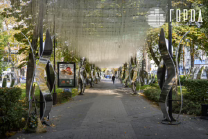 Сергей Галицкий украшения Красной к Новому 2026 году (6425)