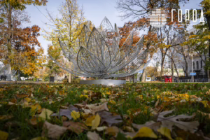 Сергей Галицкий украшения Красной к Новому 2026 году (6428)