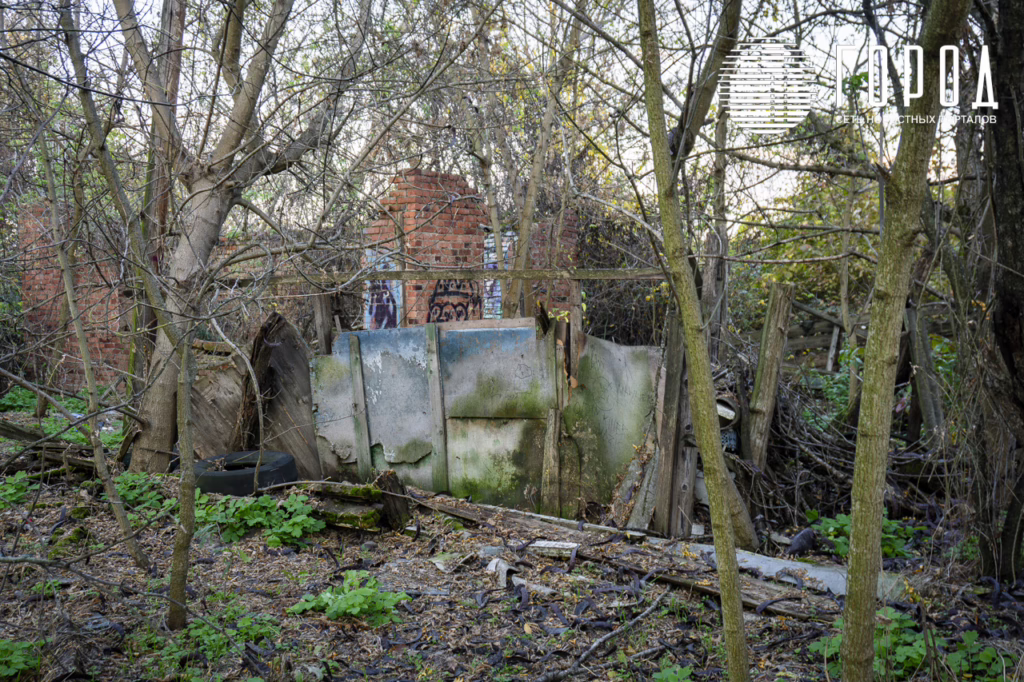 Кирпичное здание