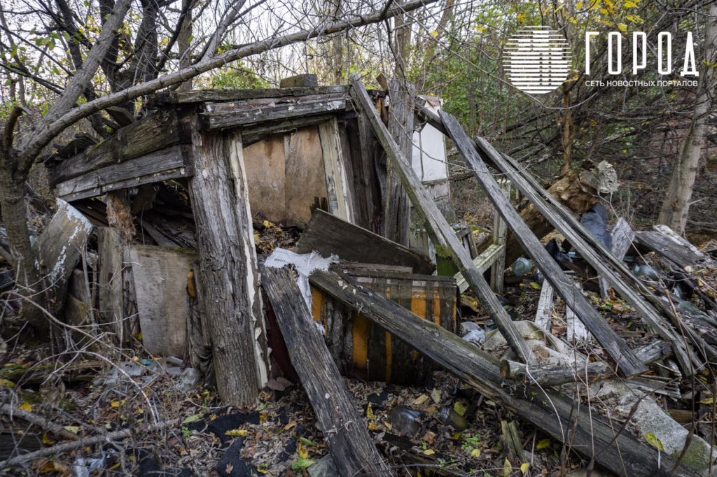 Разрушенные строения 