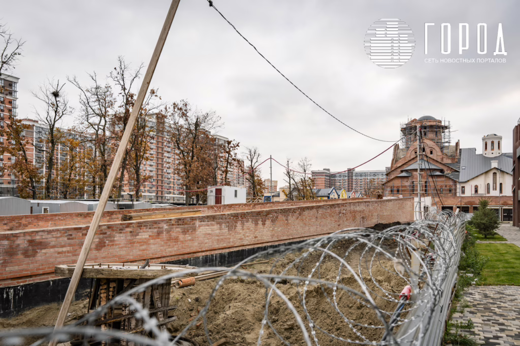 Стройка храма 40 Севастийских мучеников в микрорайоне Самолет Краснодара (10)